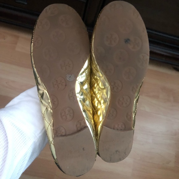 Tory Burch gold flats size 6 - Picture 8 of 8
